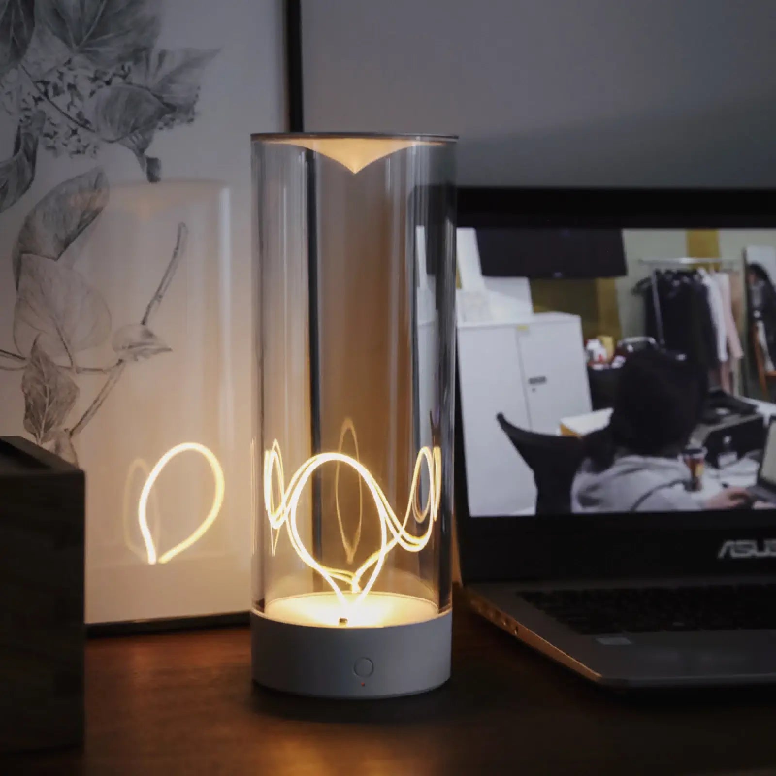 AUGE Light Minimalist Cordless LED Table Lamp USB-C Rechargeable with Magnetic Design